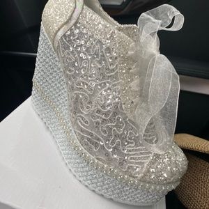 Beautiful faux peel and lace high Wedding wedge